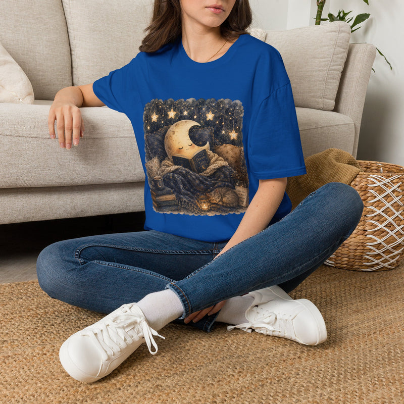 Cozy Crescent Moon Reading T-Shirt – Celestial Book Lover Graphic Tee | Whimsical Night Sky Literary Shirt | Fantasy Reader Gift